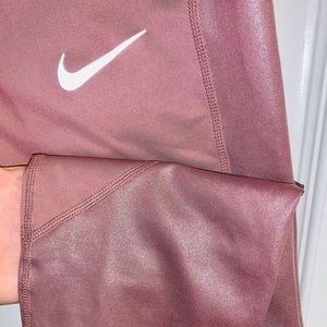 Nike Power DRI-FIT Capri / Crop workout leggings